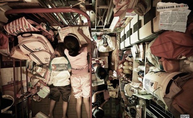 Serie de fotos mostram o caos das moradias em Hong Kong