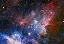 Conheça as fotografias do ESO ESO’s VLT reveals the Carina Nebula's hidden secrets