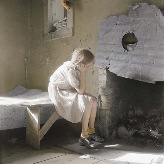 Yellow Girl - Dorothea Lange