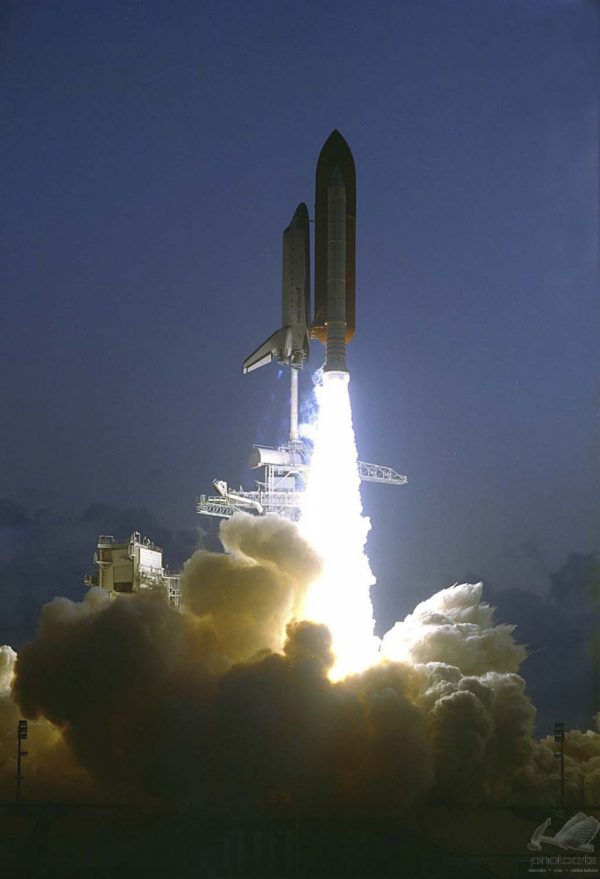 Lançamento STS-49